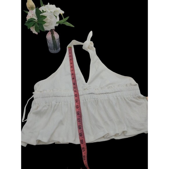 Almost Famous Women's Halter Crop Top Shirt Junior's Size XL Tanks Ivory New - Picture 7 of 12